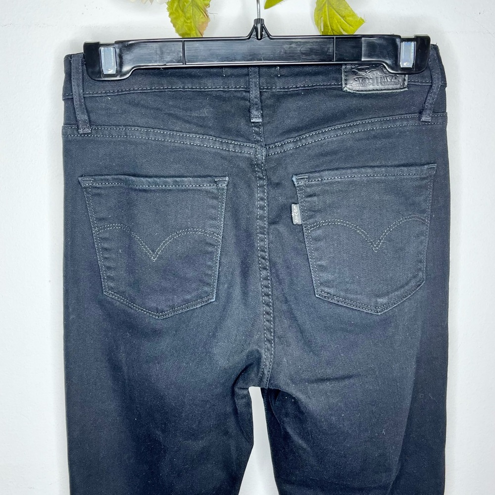 Levi’s High Rise Skinny Jeans - Picture 9 of 13